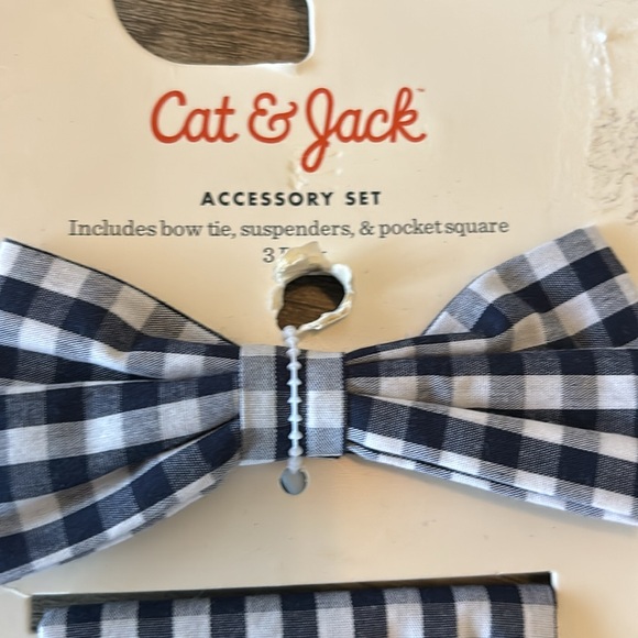 NWT Cat & Jack accessory set bow tie, suspenders and pocket square - Picture 2 of 6